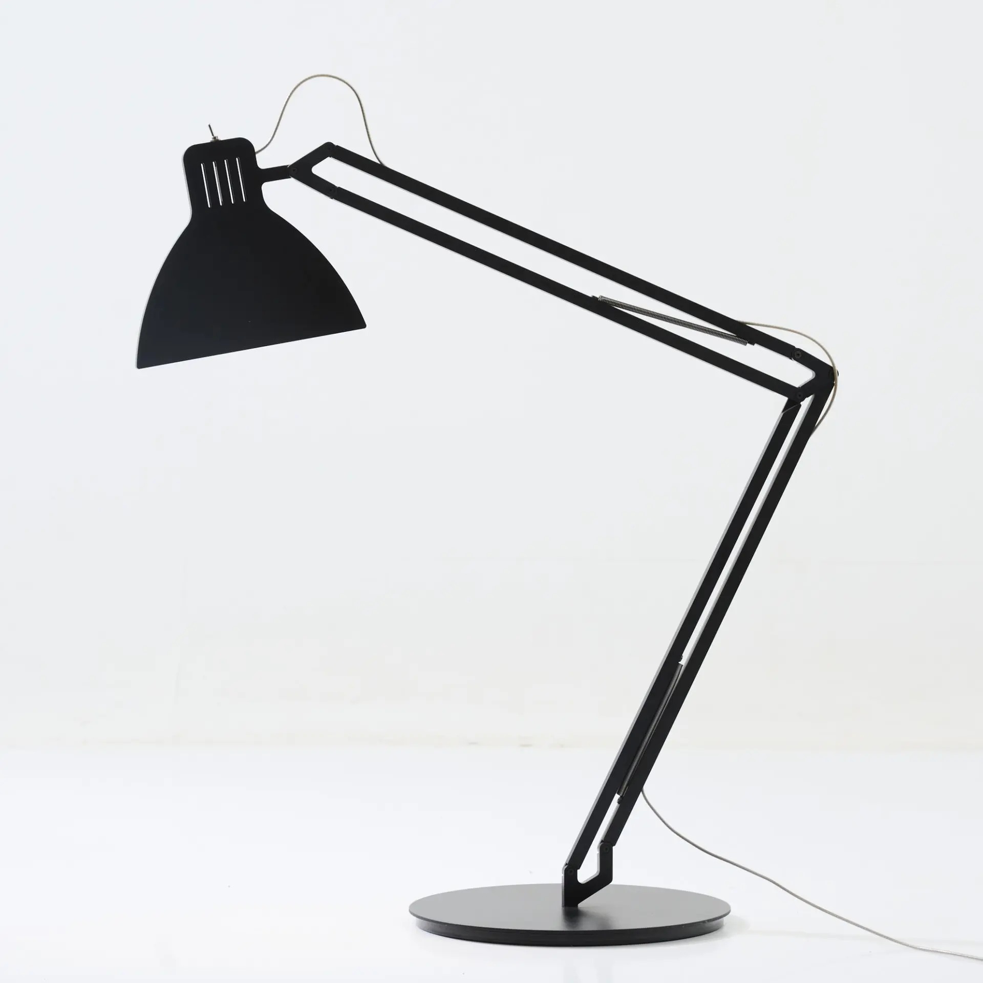 Stefan Geisbauer Tischleuchte 'looksoflat', 2010 (Entwurf)