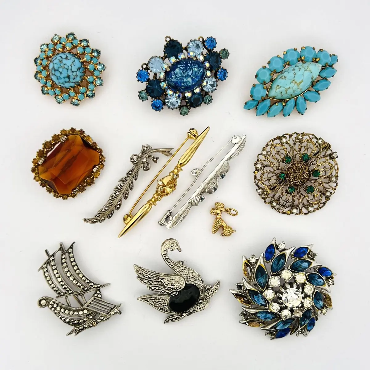 Set of costume jewelry - Lot 151