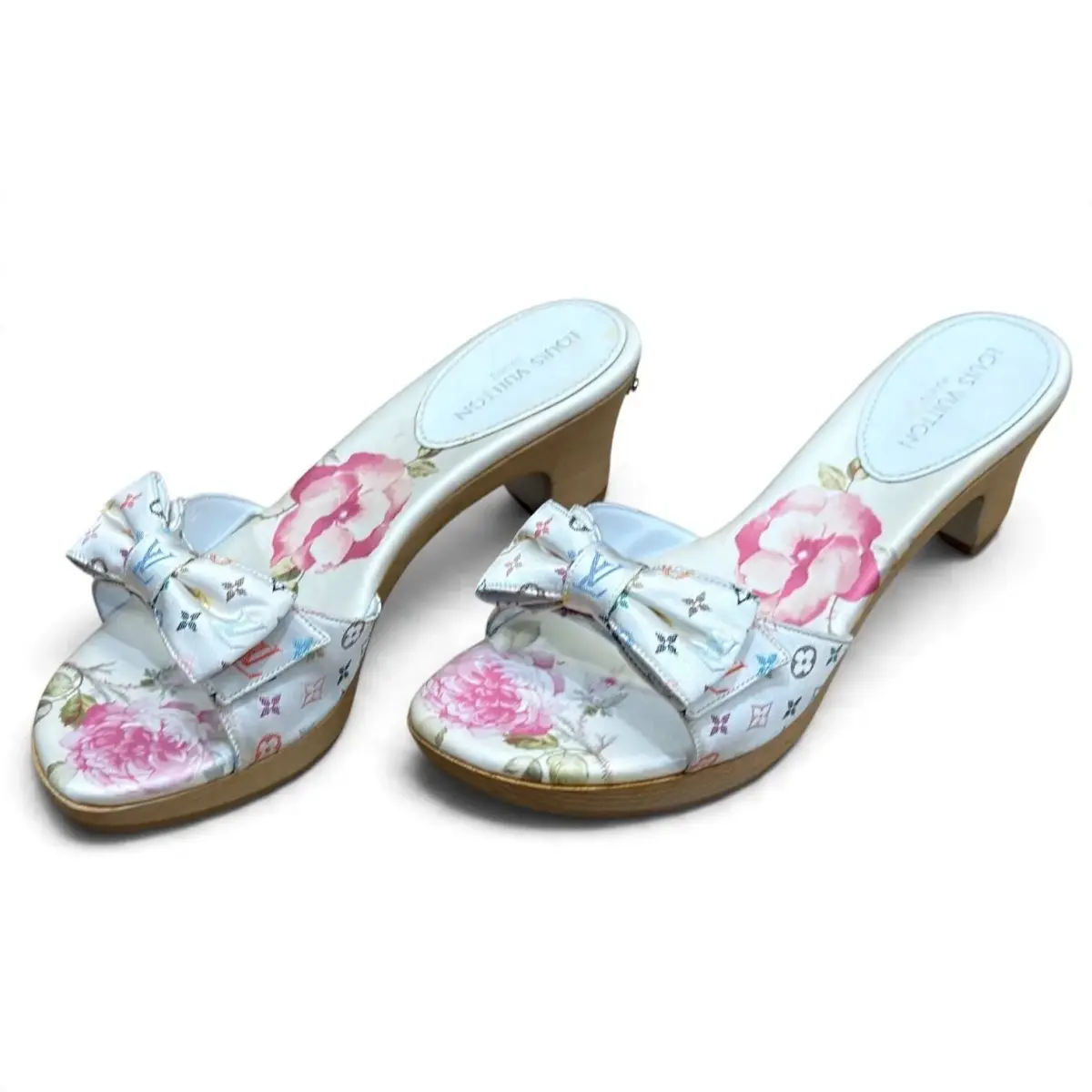 LOUIS VUITTON - Lot 180