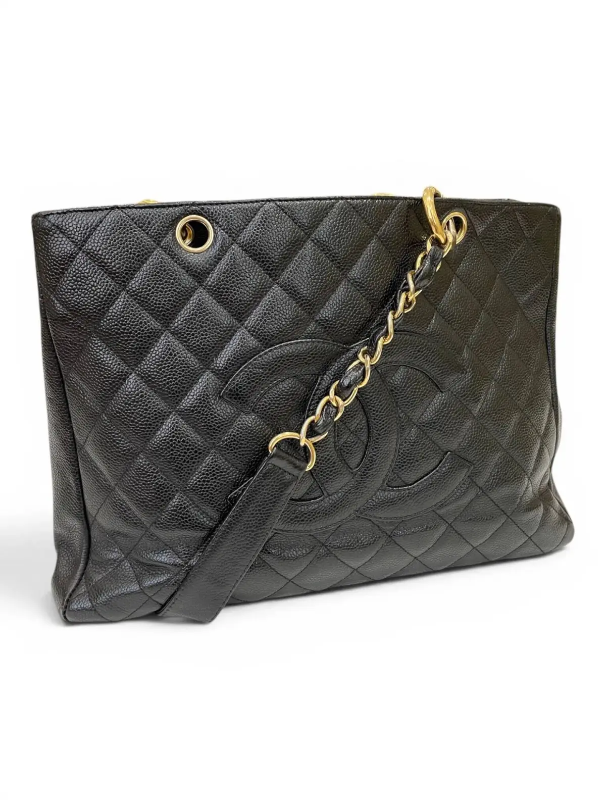 CHANEL - Lot 37