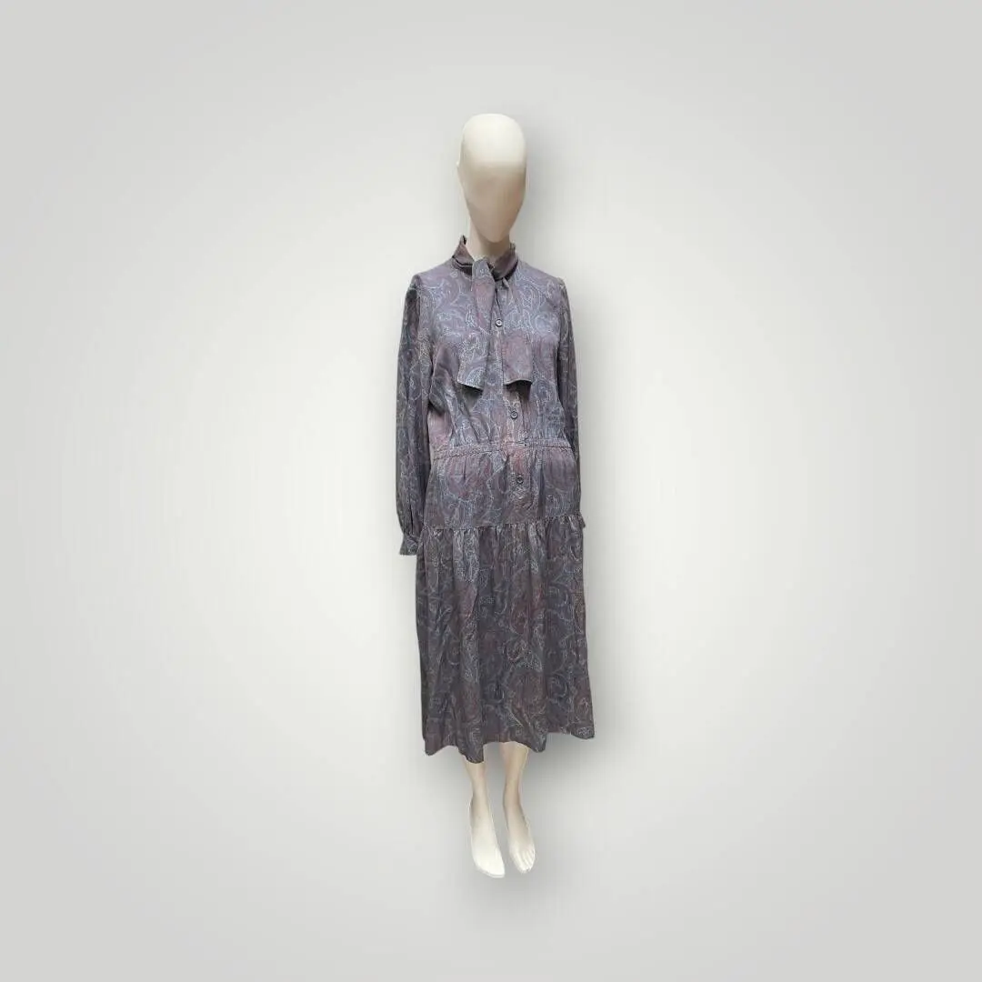 GIVENCHY New boutique - Lot 97