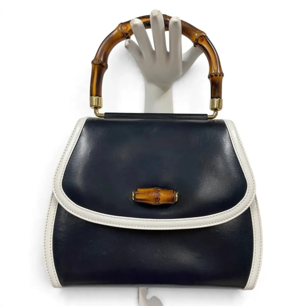 GUCCI - Lot 100