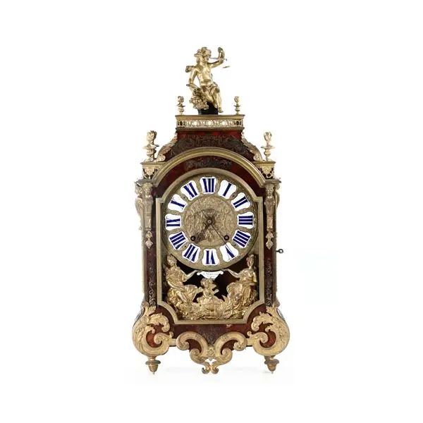 Pendola da tavolo con decori di gusto boulle, J.Mornand a Paris, XIX secolo