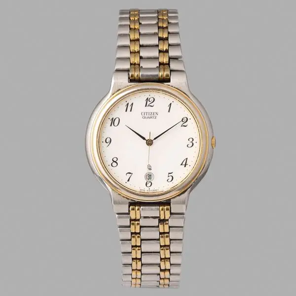 Lady ref. 6110-G05378 in acciaio, quadrante bianco con datario al