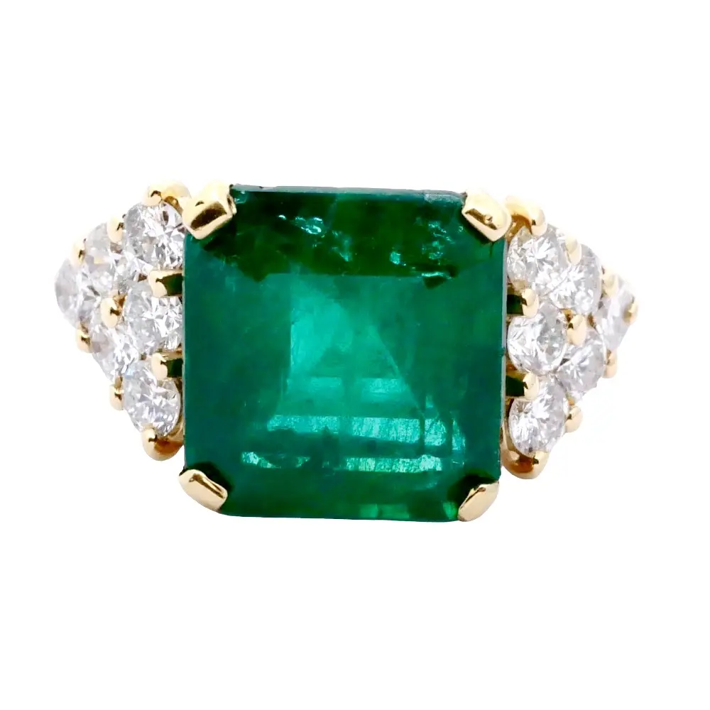 Vintage Emerald and Diamond Gold Ring