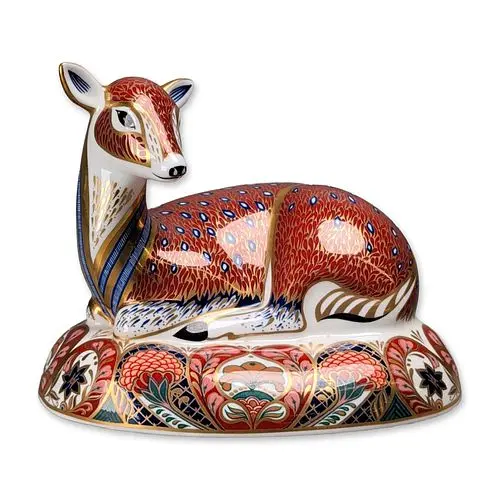 Royal Crown Derby Collectors Guild Porcelain Roe Deer Figurine