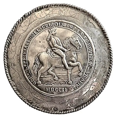 A SCARCE DIVISION ONE PICTORIAL SILVER HORSE BUTTON
