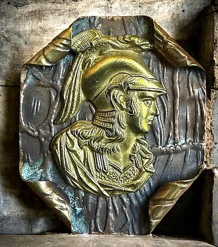 A DIVISION ONE BRASS HEAD PICTORIAL BUTTON