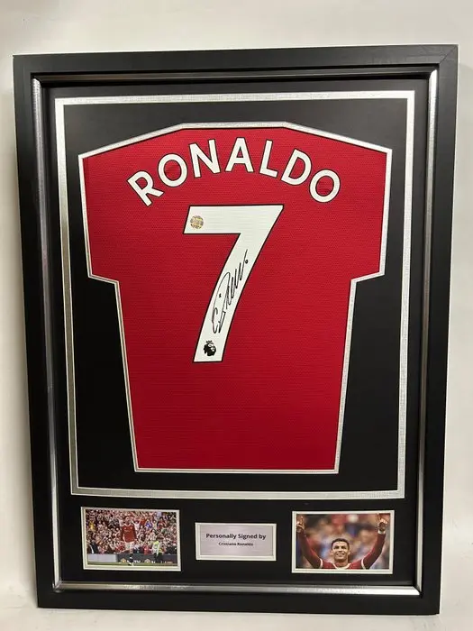 Manchester United - English Football League - Cristiano...