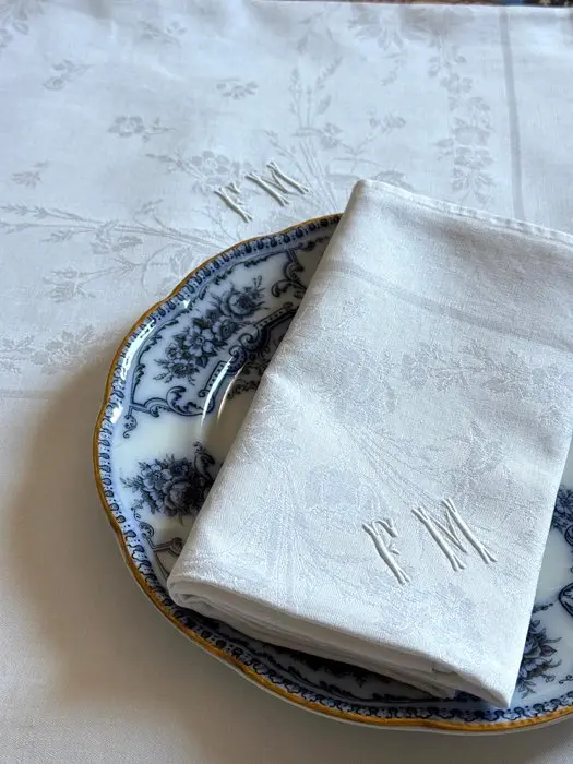 Table service - French home linens