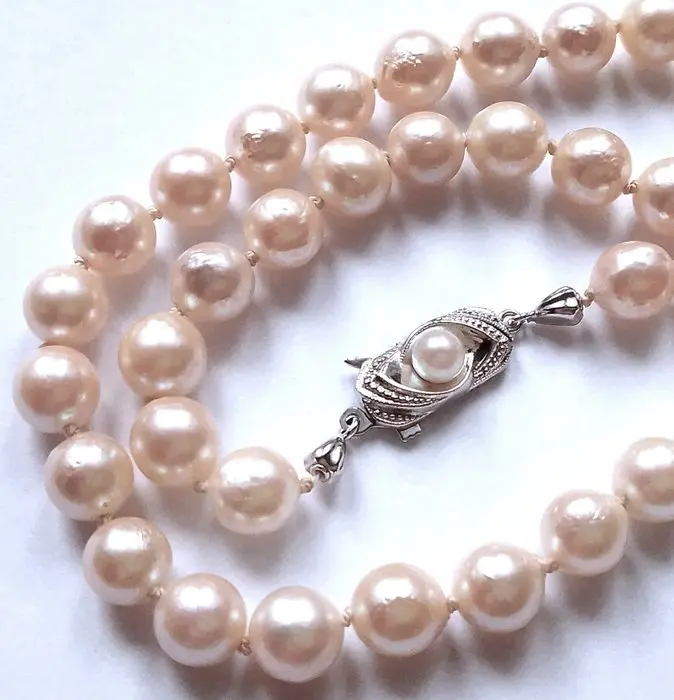 No reserve price - String of beads Akoya pearls - 8 kt white gold - millegrain