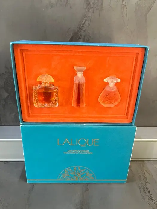 Lalique - Perfume flask - The Unobtainables - Glass and Lucite