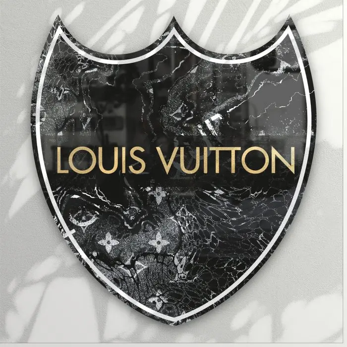 Daluxe Art (1999-) - Louis Vuitton Shield