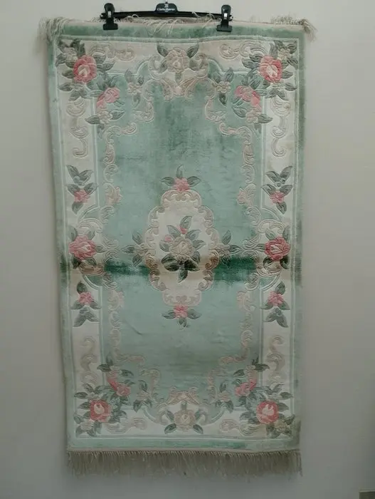 Carpet - 122 cm - 70 cm