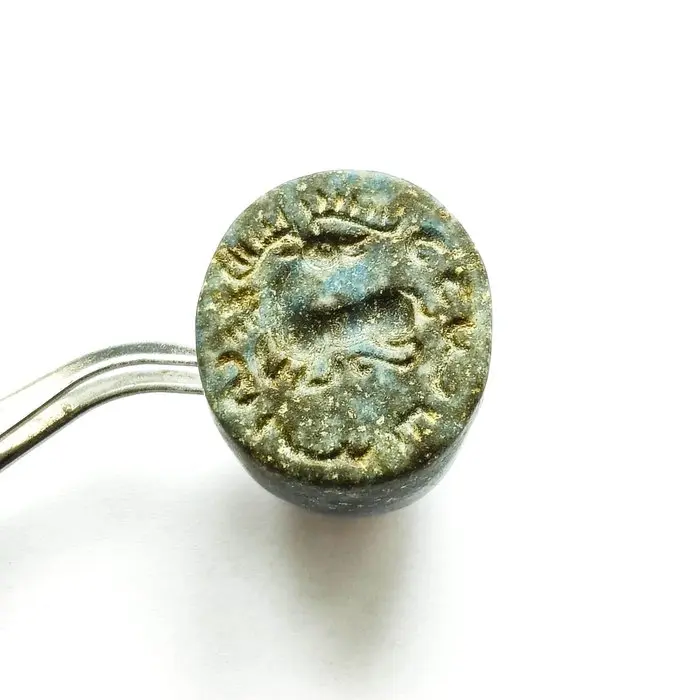 Silk Road, Western Asiaitc Lapis Lazuli Lying Deer Bead Seal Talisman - 29 mm