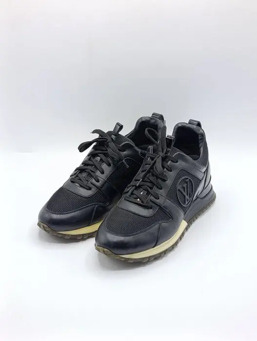 Louis Vuitton - RunAway - Low-top trainers - Size: EU 38