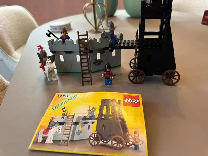LEGO Set - 6061 - Castle - Castle Siege Tower