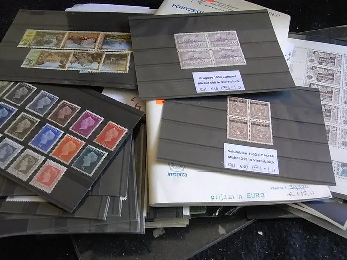 World 1920/2000 - Huge clear-out batch - World on cards - in a big box