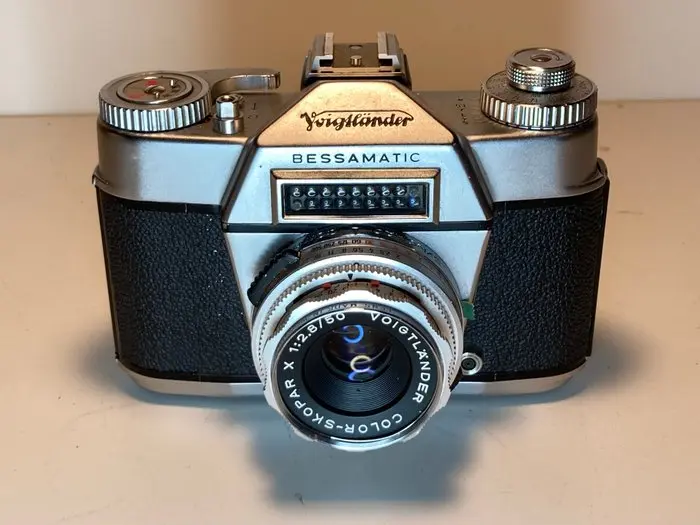 Voigtländer Bessamatic + Color-Skopar X 50/2.8 Single lens reflex camera (SLR)