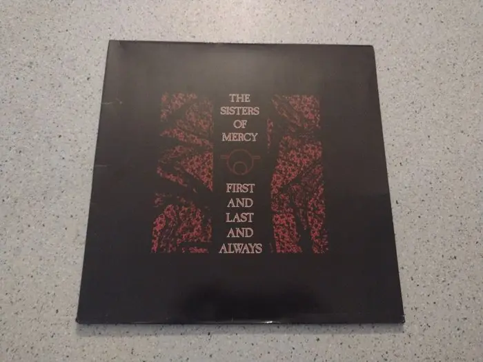 The sisters of mercy - First and last and always - Vinyl...