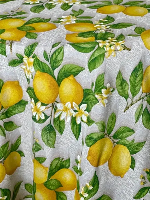 Tablecloth with a lemon blossom print for large tables