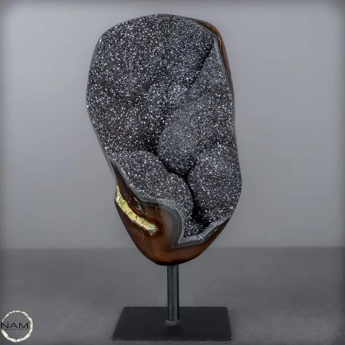 Black amethyst druzy on stand – Mystique and elegance...