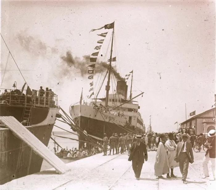 Lot of 15 stereo photos - 1930s - Tunisia & International...