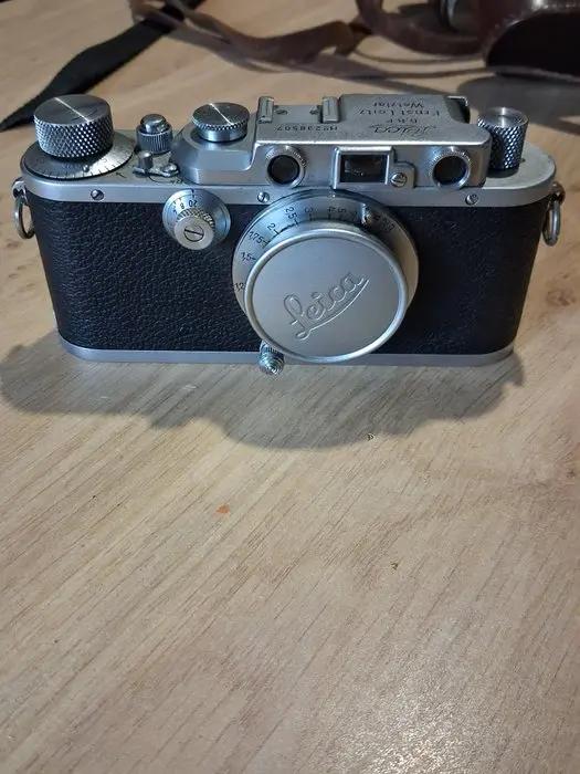 Leica III (Model F) LTM (Chrome) with Summaron 3.5cm