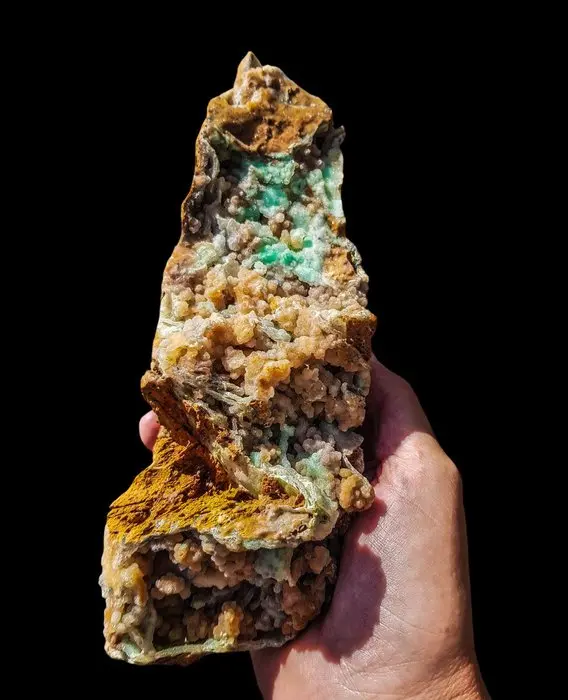 Smithsonite green Crystals - Height: 25 cm - Width: 9 cm- 1396 g
