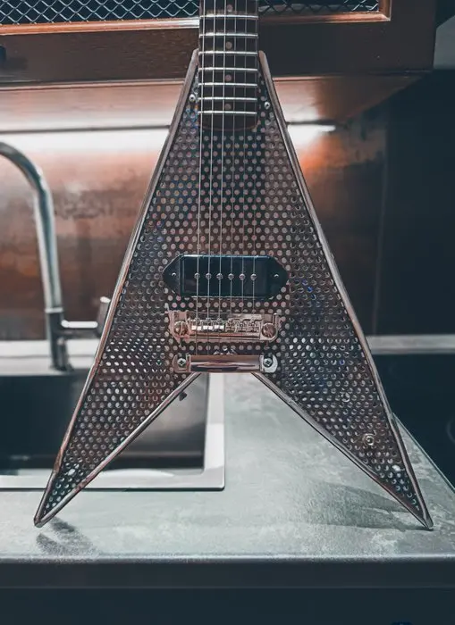 Soundigger Guitars - Steel V - - Electric guitar - Italy - 2026