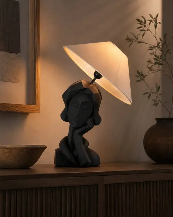 Lamp - Sculptural Design Table Lamp - Resin - Abstract Female Figure