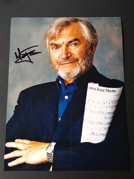 James Bond 007 - Monty Norman (+) : Composer of the...