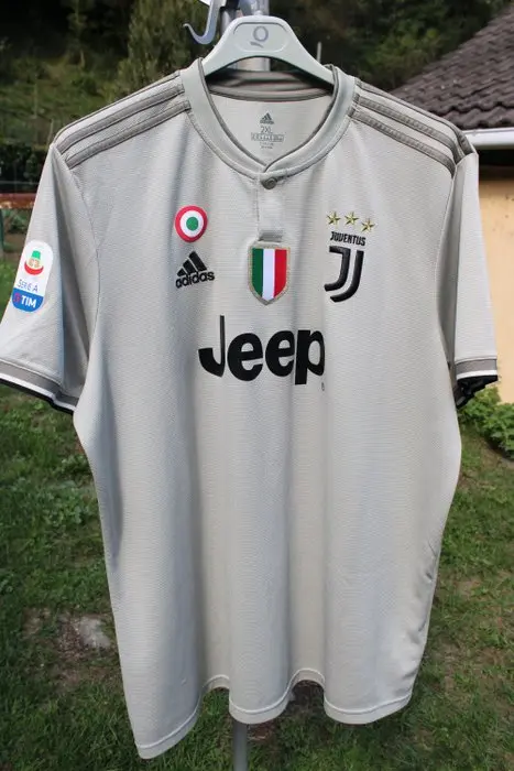 Juventus - Serie A TIM - 2019 - Football shirt