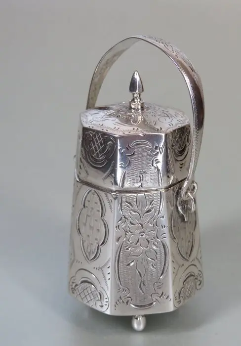 Anno 1865 : Doofpot Cornelis Held, Amsterdam - Cup - .833 silver