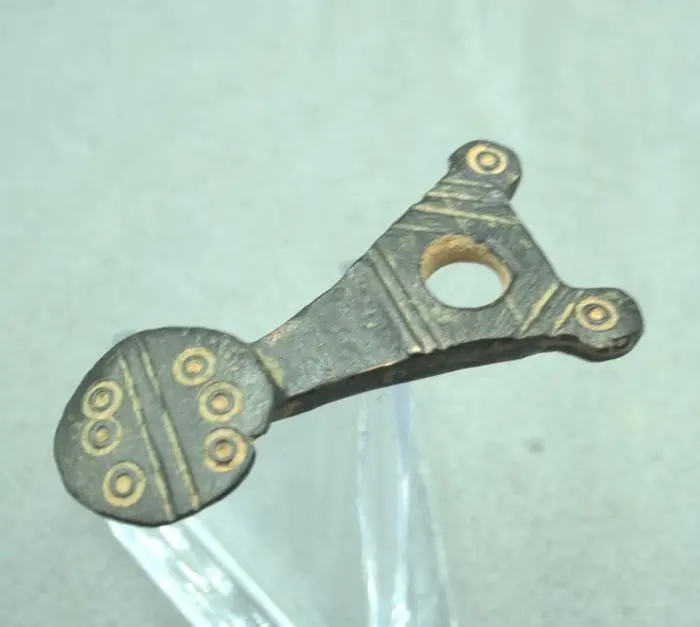 Early medieval Bronze Belt hook - 32 mm (No reserve price)