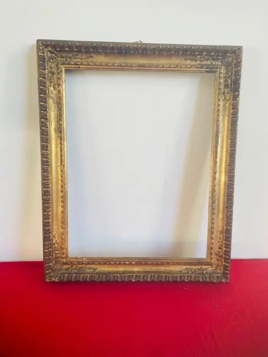 Frame - Antique Baroque box-frame with gadrooning in...