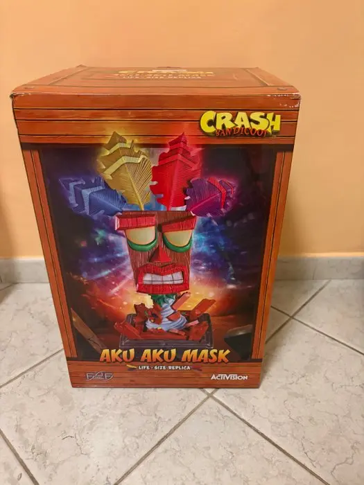 First4Figures - Action figure Aku Aku Mask - 2010-2020
