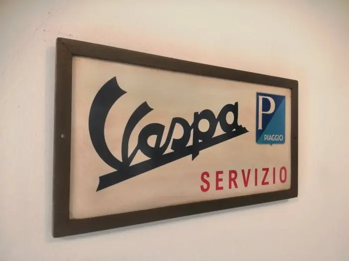 Piaggio - Insegna pubblicitaria Vespa Servizio - Piaggio - Insegna pubblicitaria - Metallo