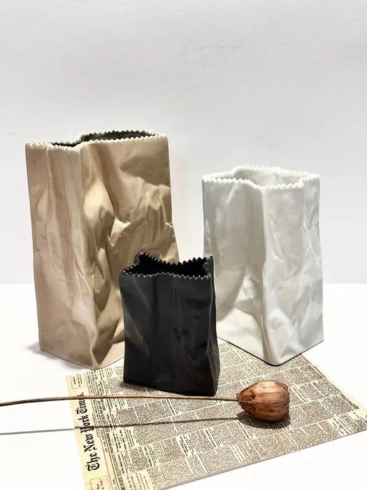 Rosenthal - Tapio Wirkkala - Vase (3) - Do not litter - Porcelain