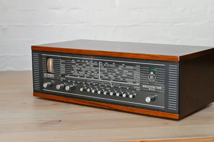 Bang & Olufsen - Beomaster 900M Solid state stereo receiver