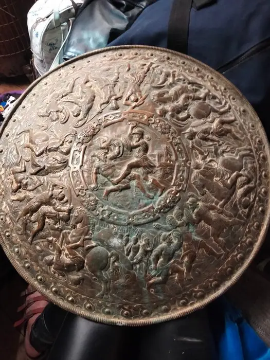 Bronze Shield - 54 cm
