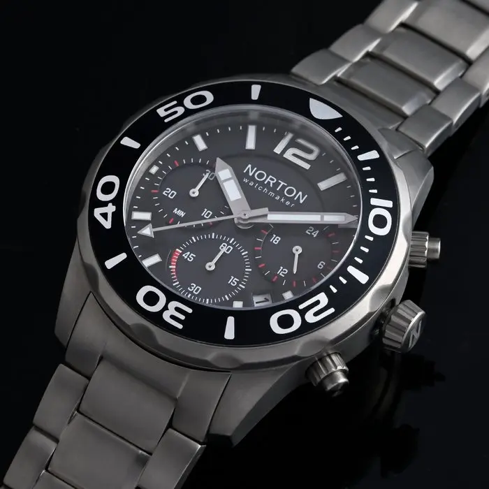 Norton - Titano - Solar Chronograph - Cassa e Bracciale...