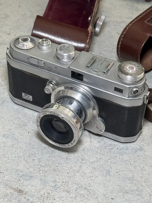 Foca 2 étoiles Analogue camera