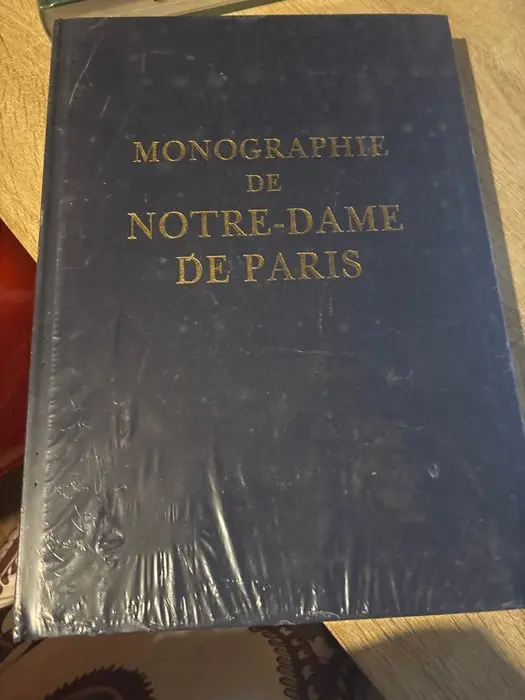 Viollet-le-Duc / Lassus - Monographie de notre dame de Paris - 2008