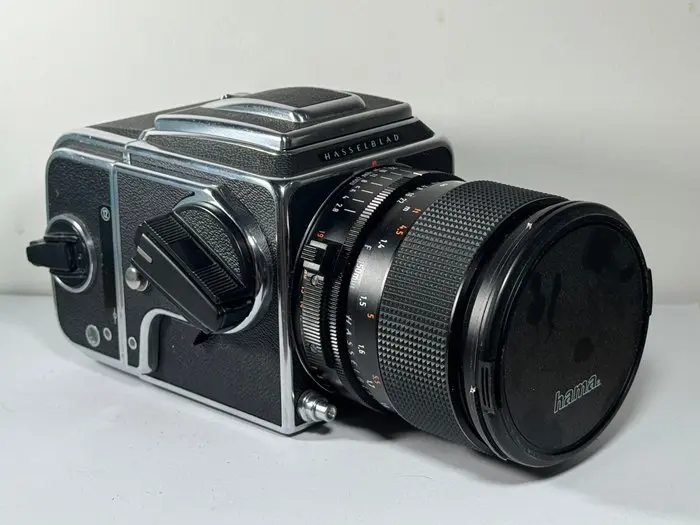 Hasselblad 2000 FC/M + Carl Zeiss Sonnar 2,8/150mm | 120 / medium format camera