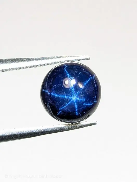 2.22 ct – Natural Star Sapphire