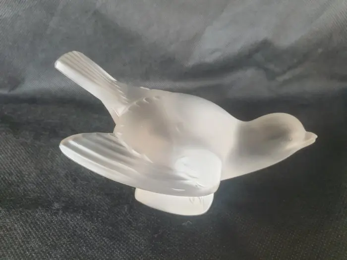 Hood ornament (1) - lalique - Lalique 'Moineau' mus front - 1950-1960