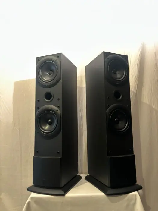 Kef - Q50 SP 3174 + Front caps Speaker set