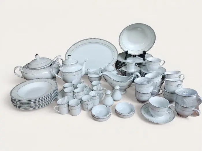 Table service (71) - Bone china - Porcelain dinner service
