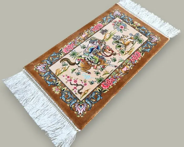 No reserve! Silk Hunting scene - Rug - 50 cm - 30 cm - unused condition